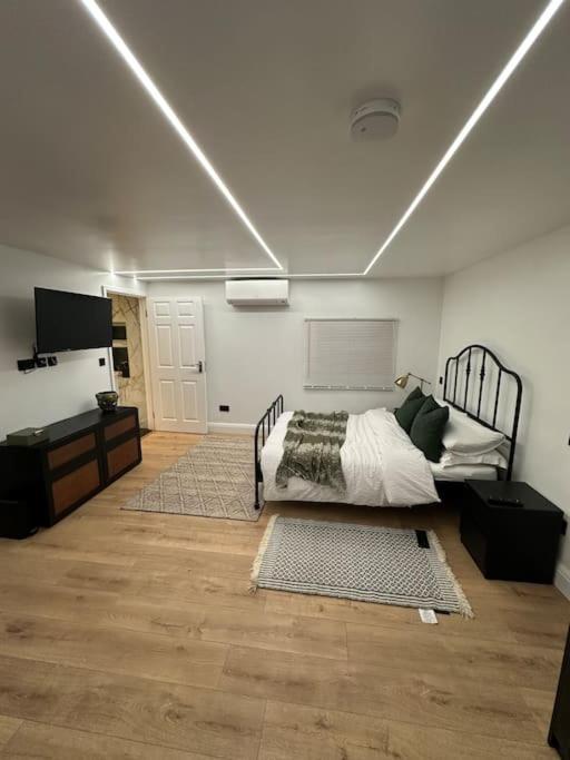 House Villa Уотфорд Екстериор снимка